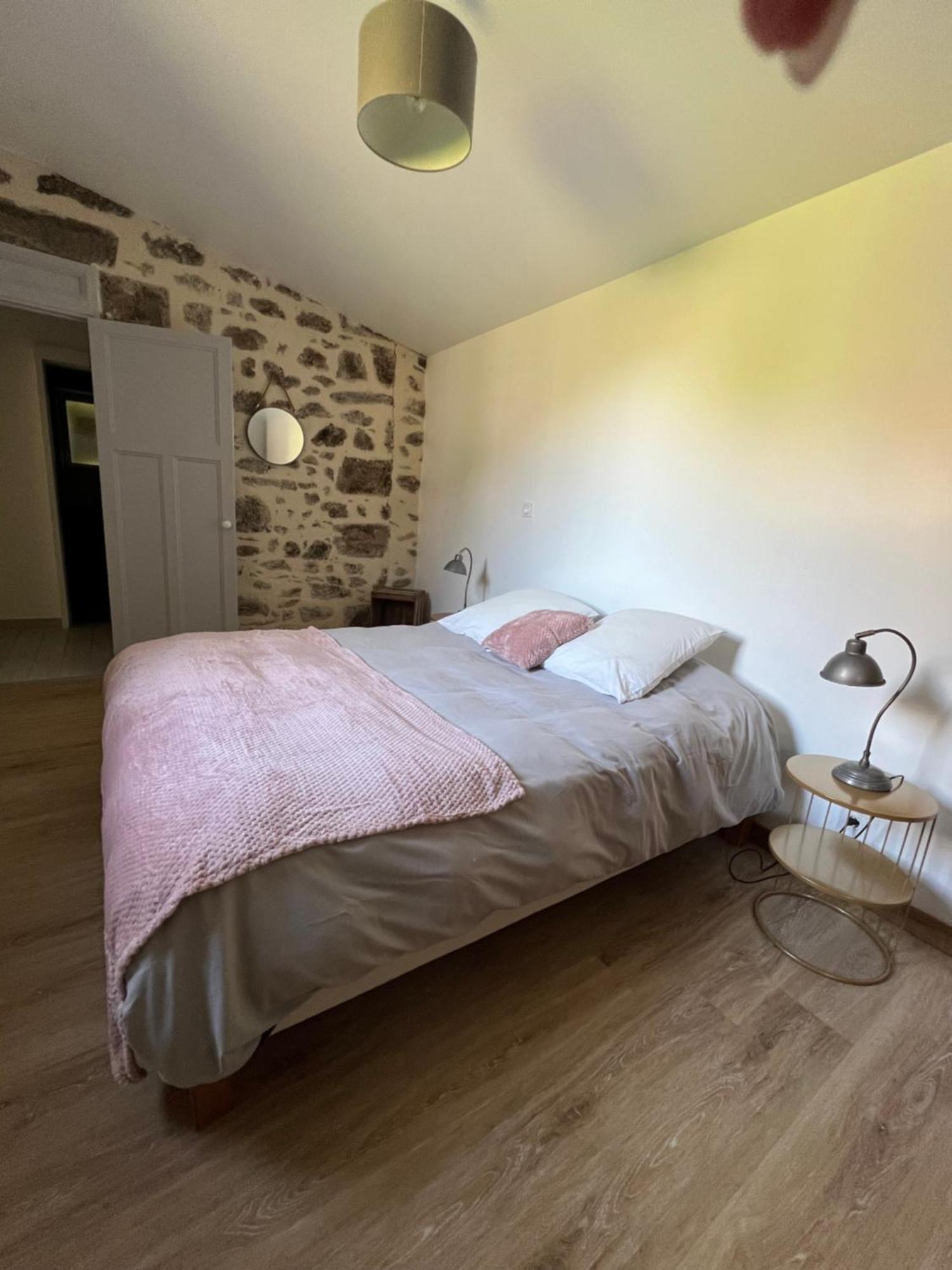 La Remise 4 Etoiles Villa Saint-Hilaire-de-Mortagne Bagian luar foto