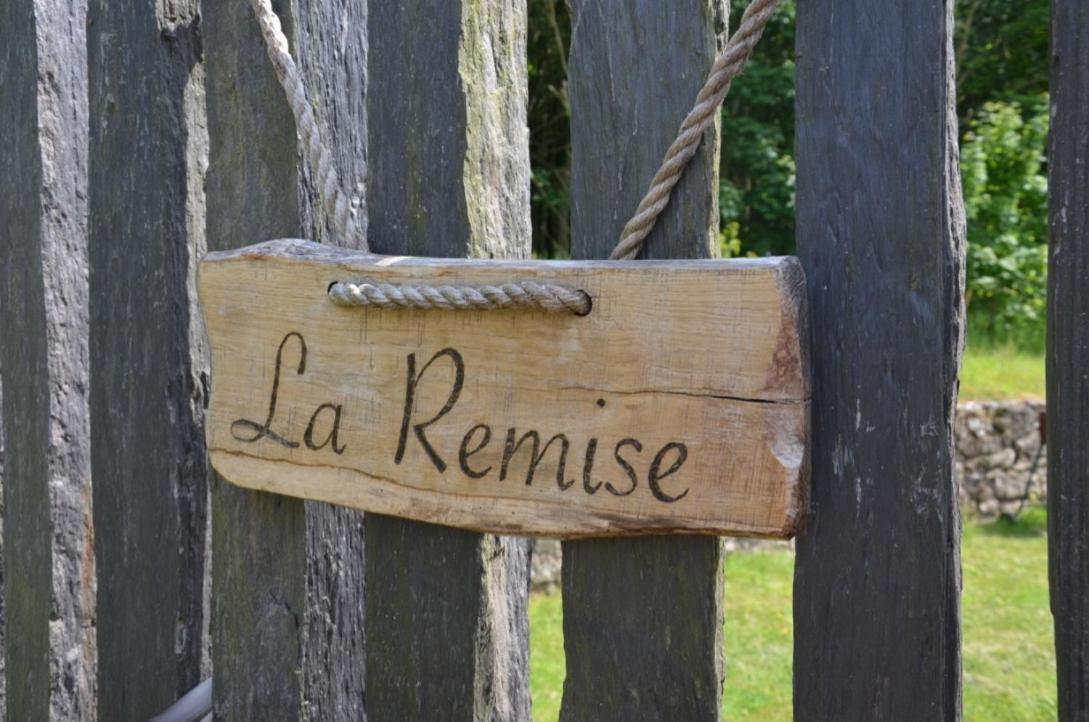 La Remise 4 Etoiles Villa Saint-Hilaire-de-Mortagne Bagian luar foto